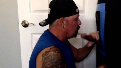 Gloryhole homemade DILF throats cock - drtuber