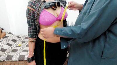 Indian Tailor Drinking Milk Of Aunty Than Fucking Anal Hole - hotmovs.com - India