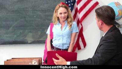 Angel Smalls - Angel Smalls is a naughty teen who fucks her teacher in the classroom - sexu.com