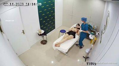 Peeping Hospital patient.25 - hotmovs.com - China