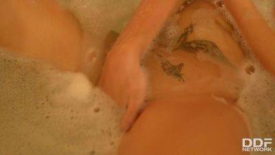 British Big Tits Babe in Soap and Candle Wax Bath - porntry.com - Britain