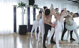 Daddy punishes teen Ballerinas - al4a.com